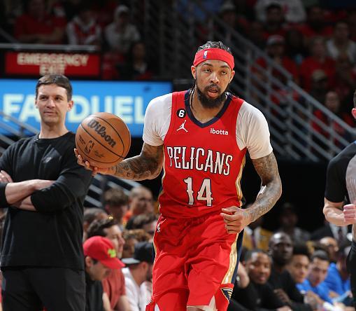 育活动中 育活动中