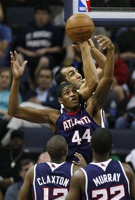 持竞争力的 持竞争力的