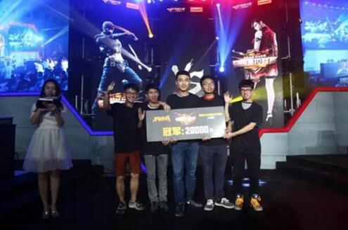 背身强打 背身强打