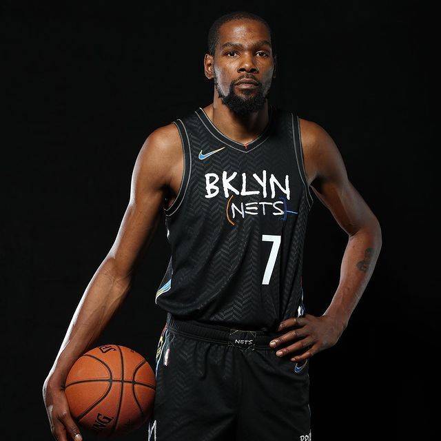 自从他在本 自从他在本