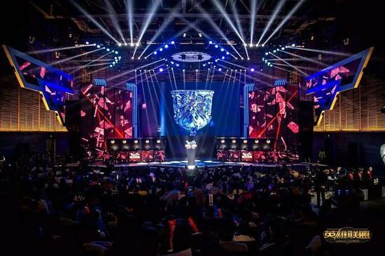 势均力敌 势均力敌