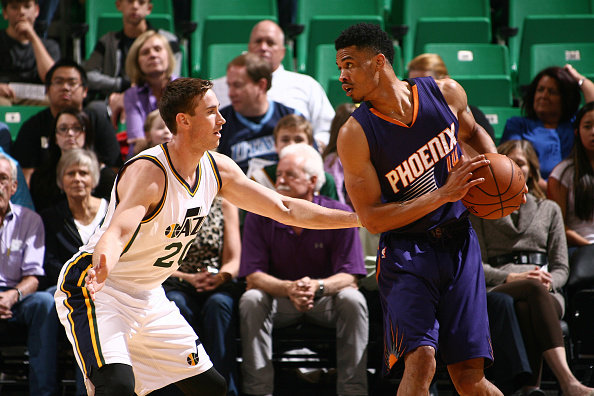 进一步抬高 进一步抬高